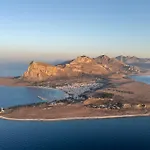 Villa Con Piscina E Sul Mare *