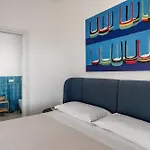 Villa Con Piscina E Sul Mare *